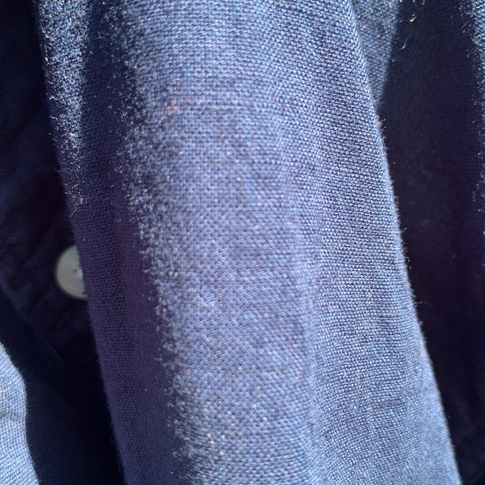 Men’s Gap Slim Fit Navy Flax Button Down - Picture 9 of 9